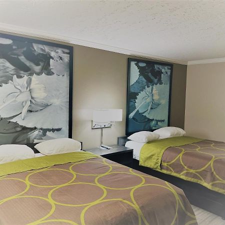 Super 8 By Wyndham פיקאיון מראה חיצוני תמונה