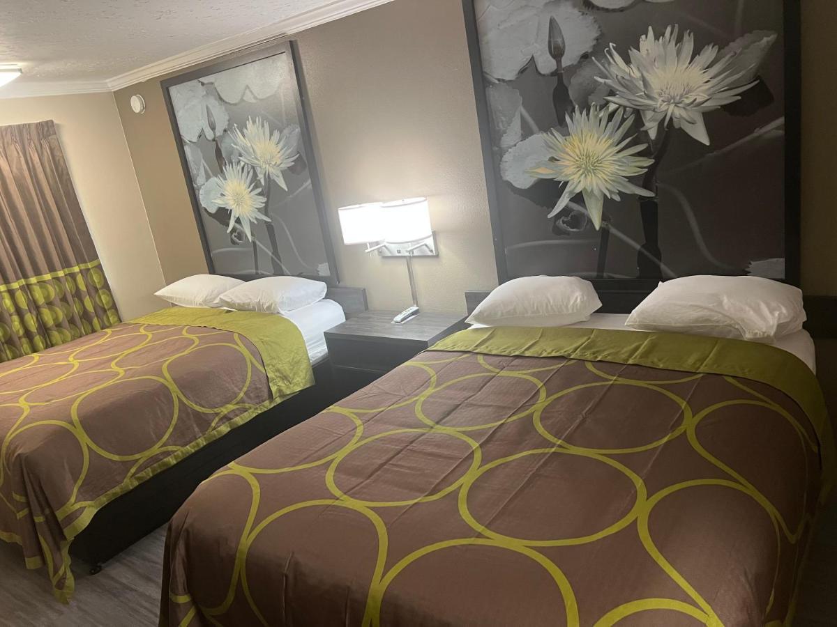 Super 8 By Wyndham פיקאיון מראה חיצוני תמונה