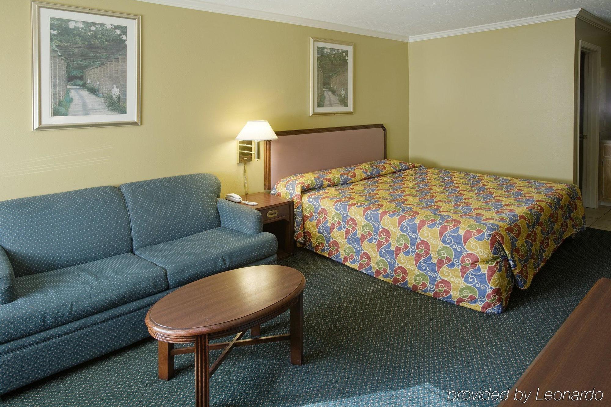 Super 8 By Wyndham פיקאיון חדר תמונה